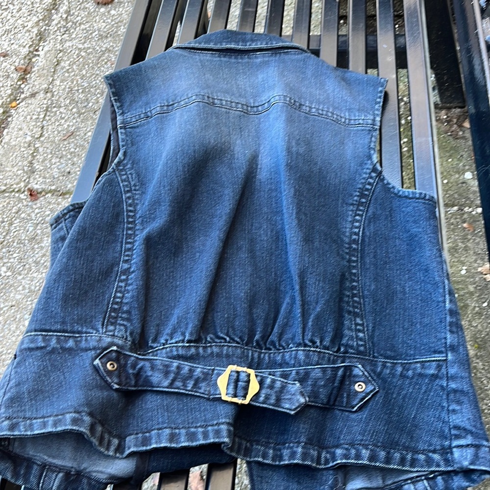 Chadwick’s women’s jean vest size 10